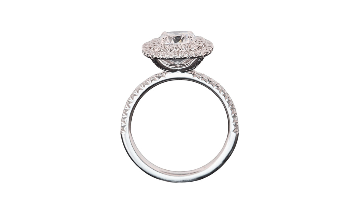 Double halo diamond ring, alternate view