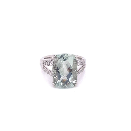 Green prasiolite ring in 18kt white gold