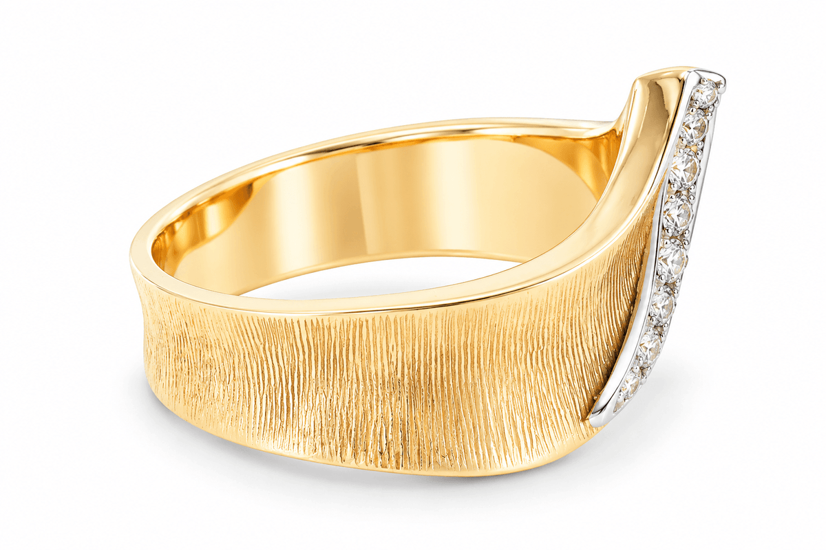 Vintage 14K Yellow Gold Florentine Chevron Diamond Statement Ring, 0.10ctw