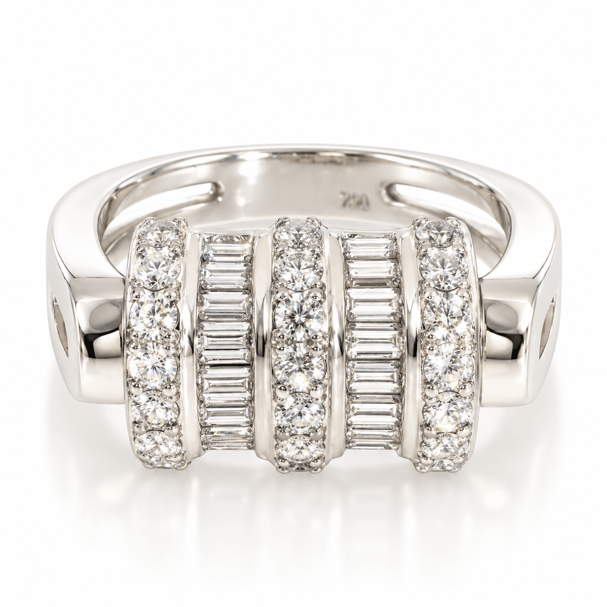 Vintage 14KW 2.27ctw Round & Baguette Diamond Statement Ring 7.9g