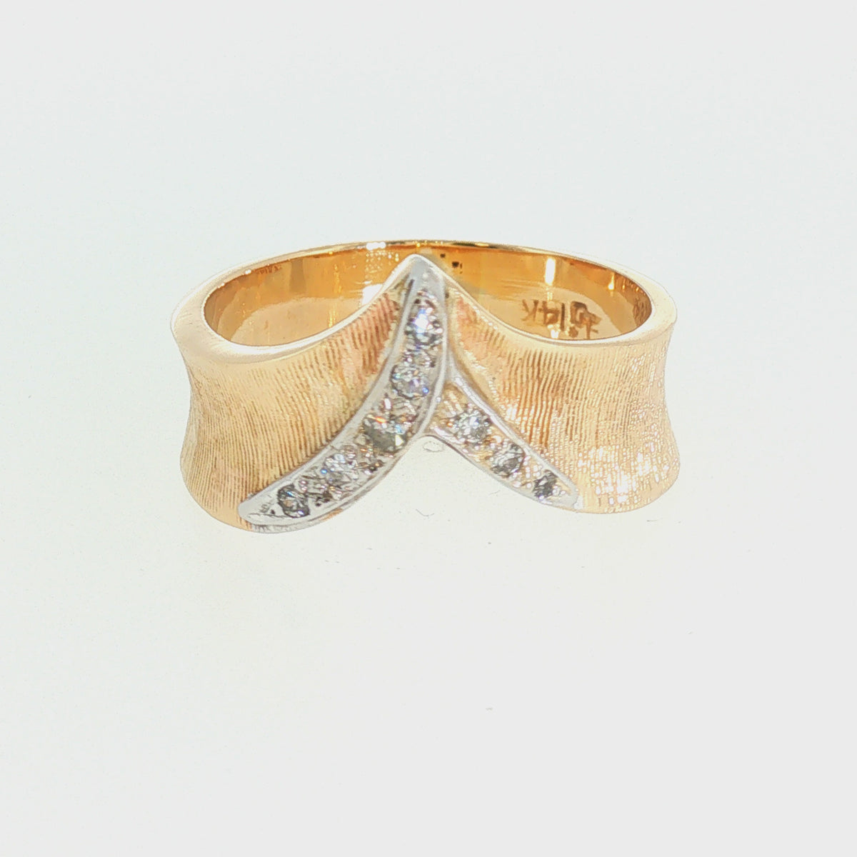 Vintage 14K Yellow Gold Florentine Chevron Diamond Statement Ring, 0.10ctw