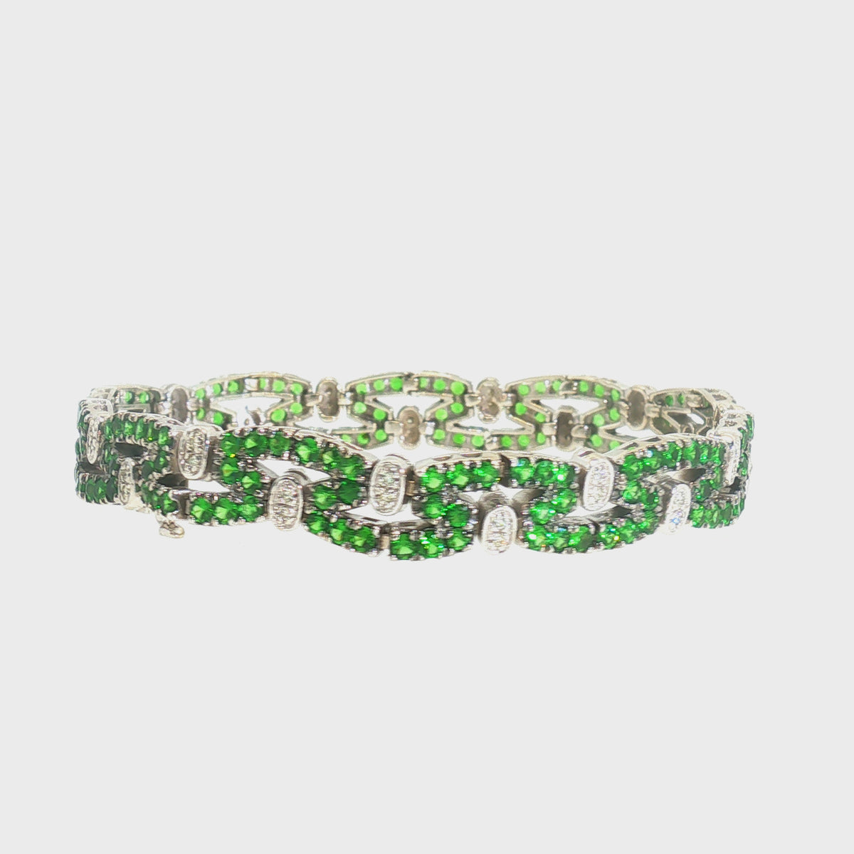 Estate 14K White Gold 5.28ctw Tsavorite Garnet & Diamond Link Bracelet